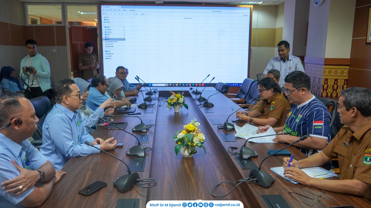 RS M Djamil Audiensi dengan Dinas BMCKTR Sumbar Perkuat Proyek TRUST