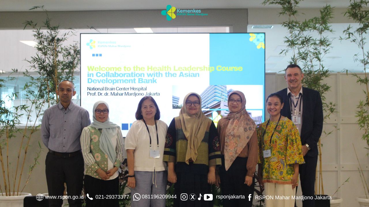 Field Visit Health Leadership Course ADB Belajar Transformasi Layanan dan Green Hospital di RSPON Mahar Mardjono Jakarta