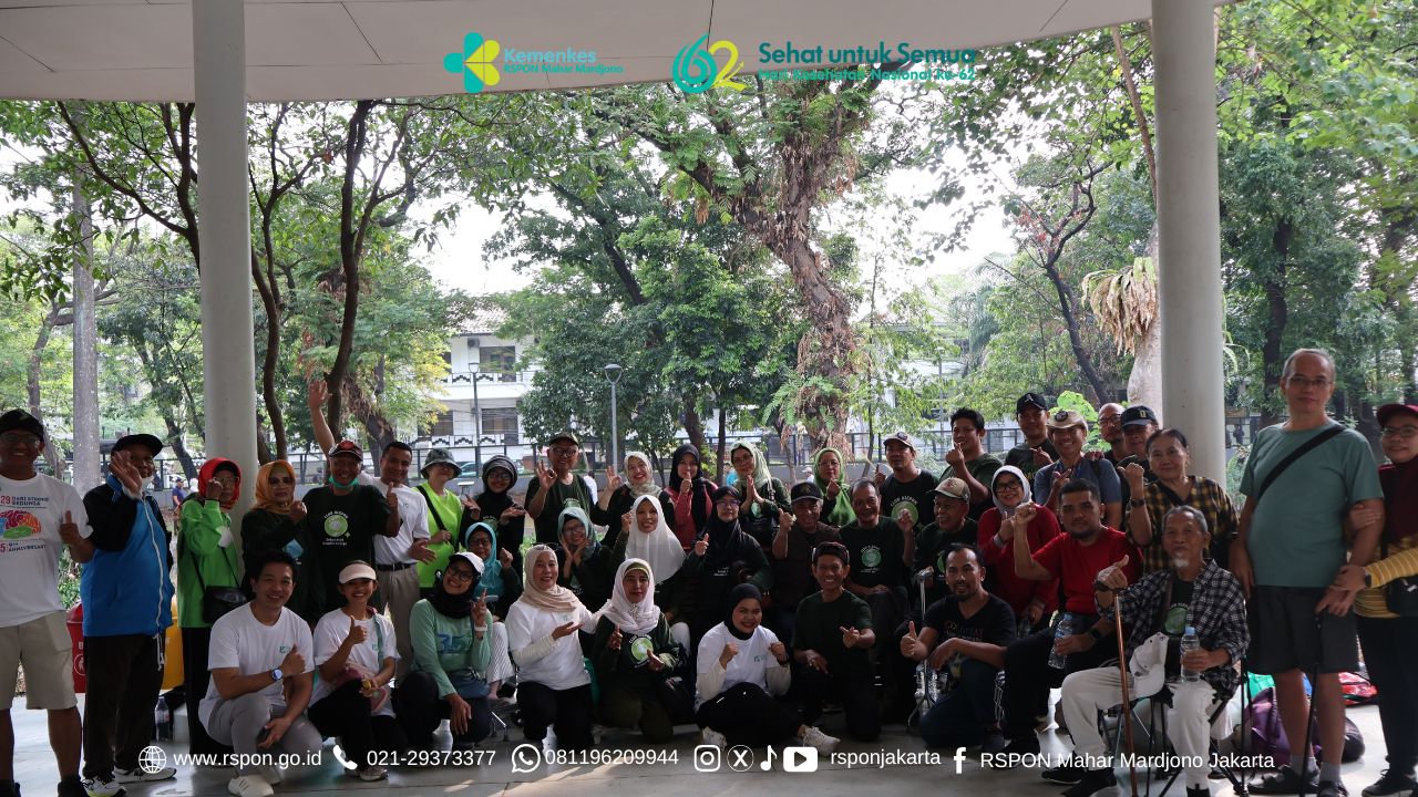 Memperingati HKN ke 62 RSPON Mahar Mardjono Selenggarakan Senam dan Skrining Stroke di Tebet Eco Park