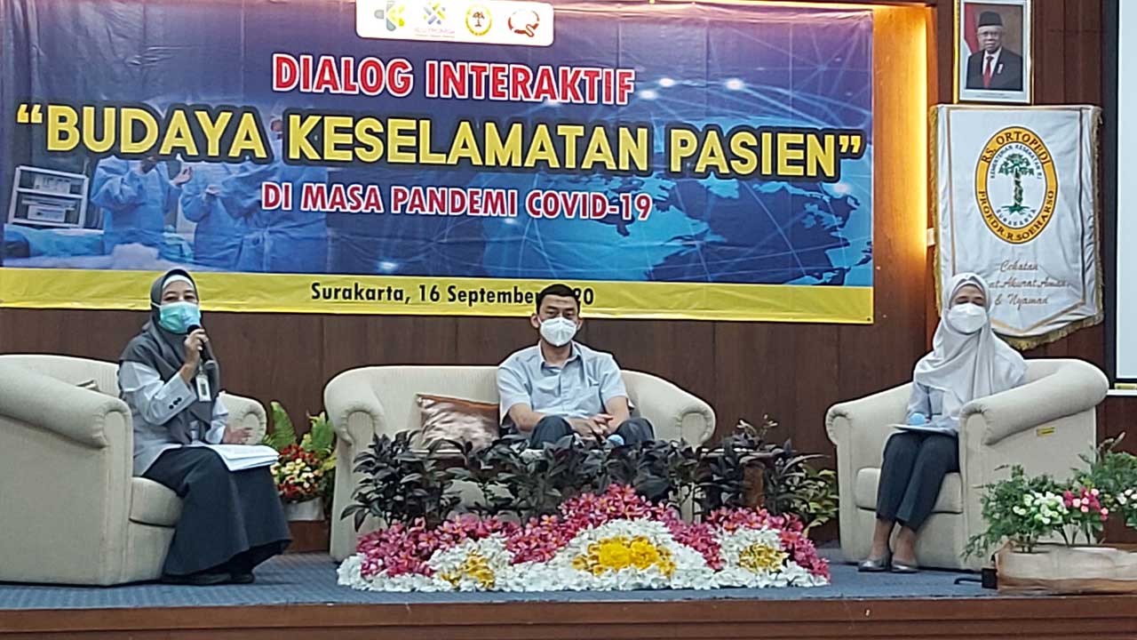 Dialog Interaktif : 