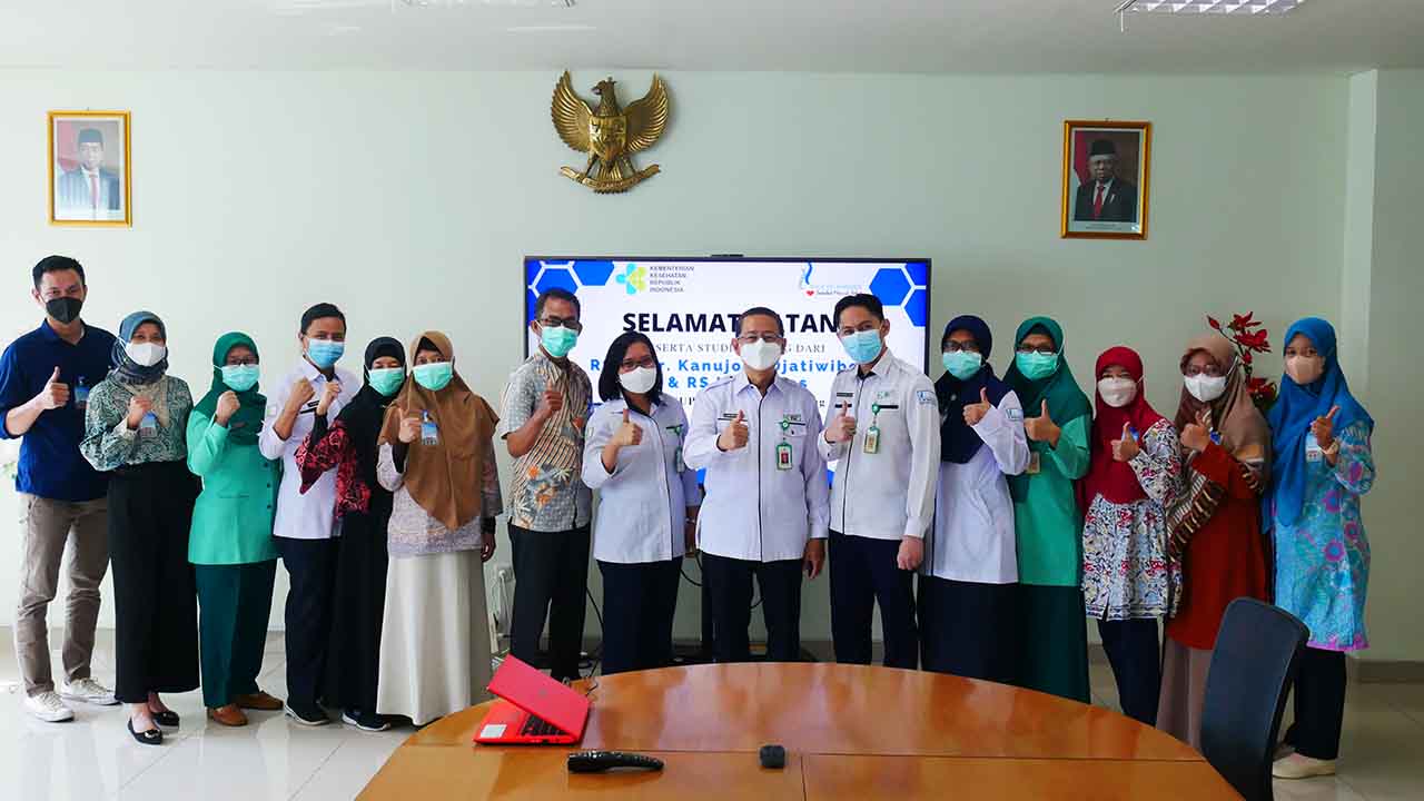 studi banding dari Rumah Sakit RSUD Dr. 