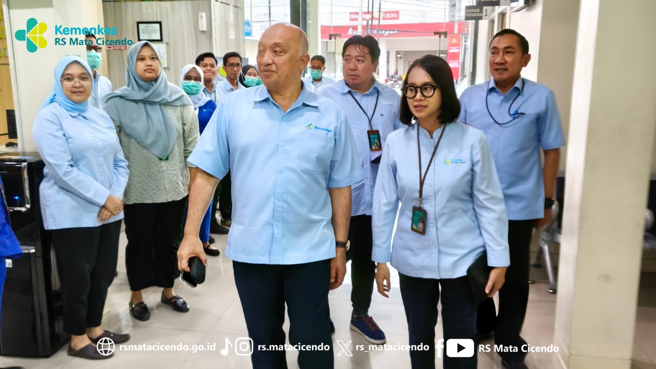 Kunjungan Kerja Setditjen Keslan ke Klinik Utama Mata Cicendo Garut